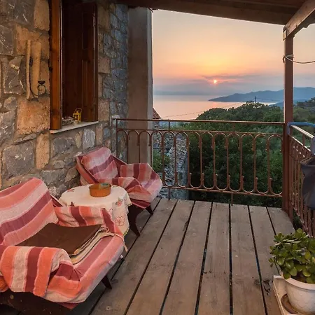 Charming Stone Getaway In Mani's Countryside Ferienhaus Pyrgos